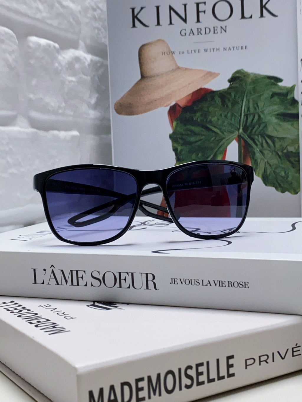 Prada Sunglasses – Modern Designer Eyewear
