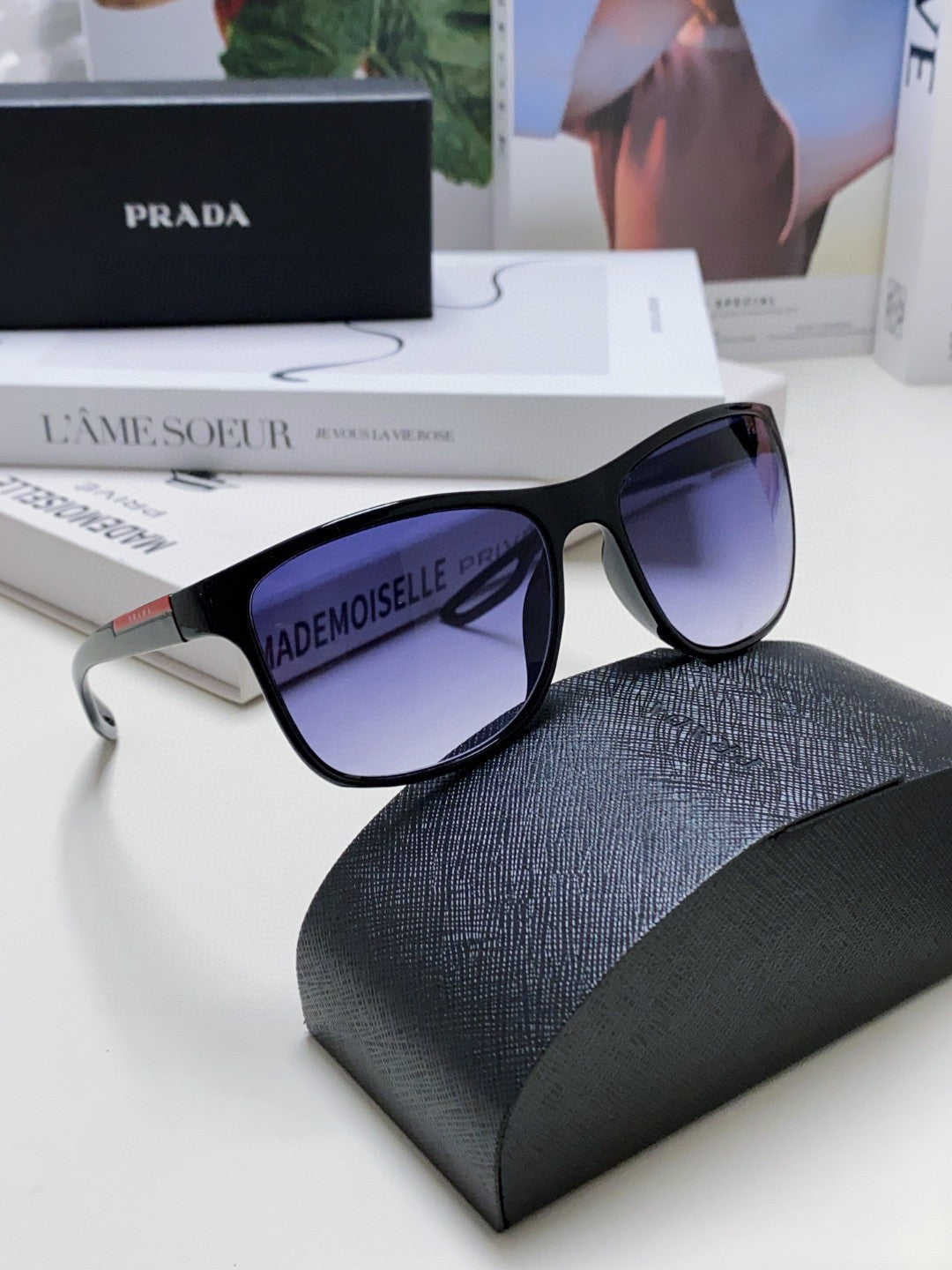 Prada Sunglasses – Modern Designer Eyewear